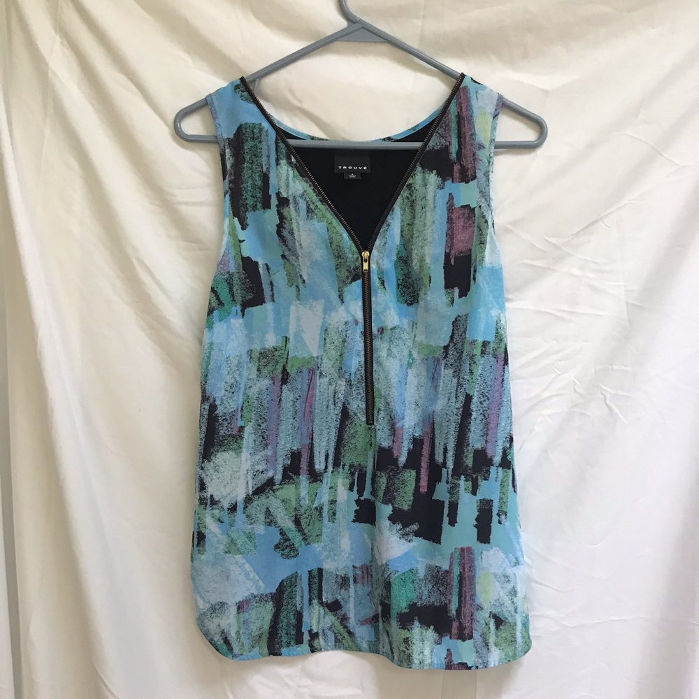 Trouve Zip down muscle style tank top